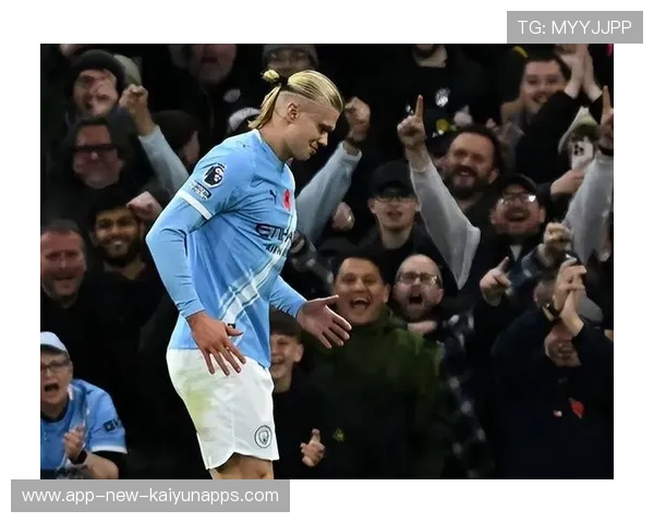 随着曼城3-1，铁锤帮3-1，英超最新积分榜：枪手6分优势领跑，英超大结局曼城夺冠