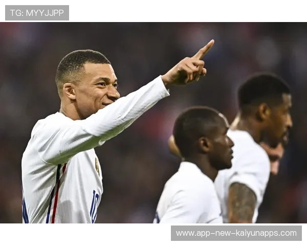 维尼修斯转会风波愈加升温，沙特联报价令皇马左右为难